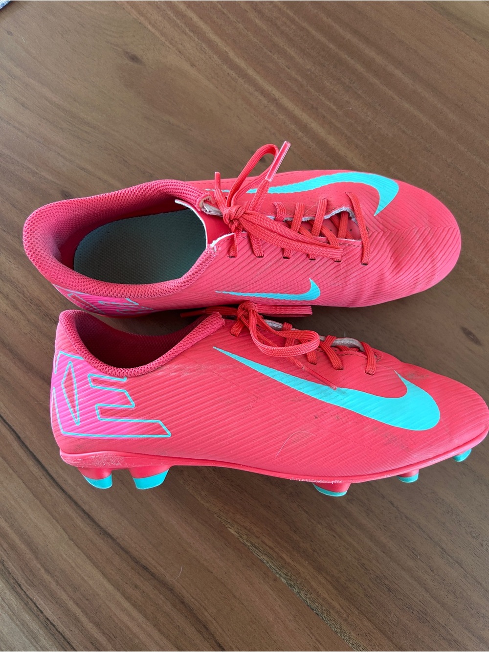Nike Junior Mercurial Vapor 16 Club FG Soccer Cleats | Mad Energy Pack FQ8286 6Y
